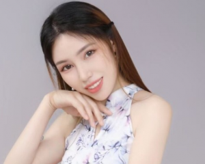 自我评价简短100字，自我评价简历